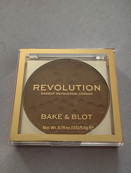 Revolution Other - Revolution Bake & Blot Pressed Powder - Deep Brown